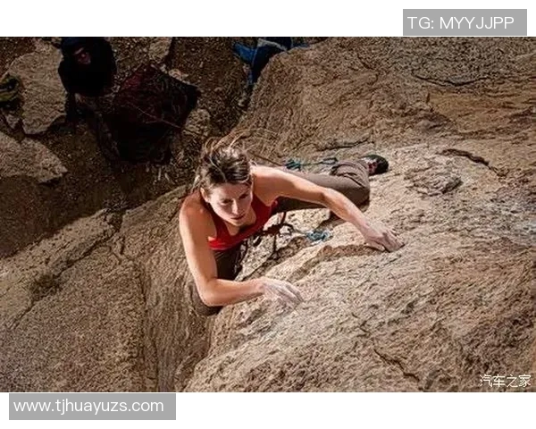 重庆攀岩队的精神探索与挑战之旅揭秘攀岩巨献的背后故事 重庆攀岩队的精神探索与挑战之旅揭秘攀岩巨献的背后故事