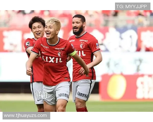 广岛三箭迎战浦田期待精彩对决双方球员状态火热争夺胜利荣耀