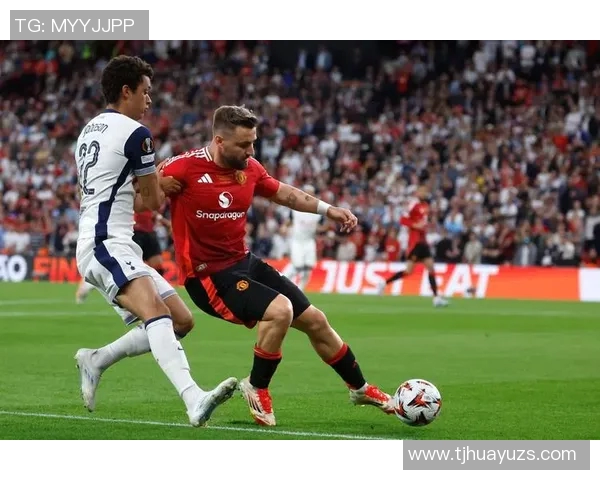 曼联与热刺对决比分预测分析及双方近期状态评估