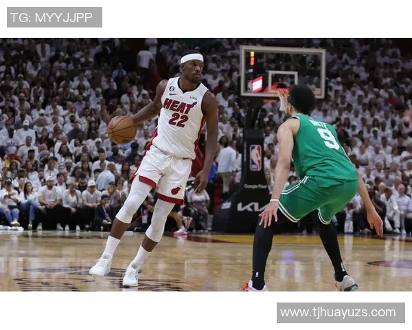 热火与凯尔特人比赛因故延迟球迷期待新赛程安排与精彩对决