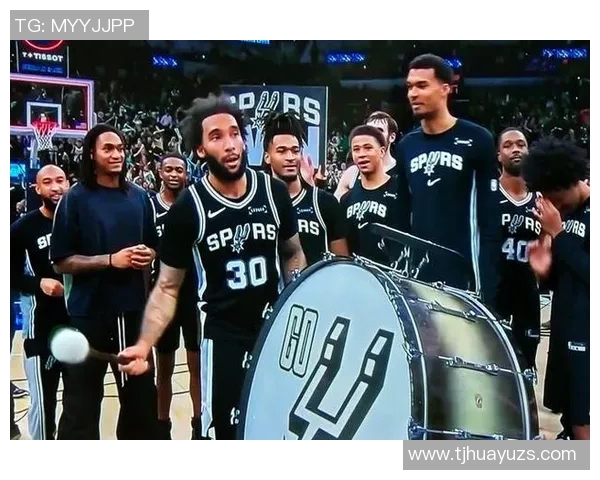 马刺与勇士激战三月三十日NBA季后赛前瞻与精彩看点分析 马刺与勇士激战三月三十日NBA季后赛前瞻与精彩看点分析